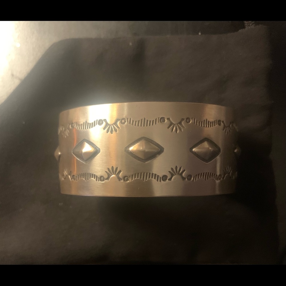 Chaco canyon Navajo silver cuff